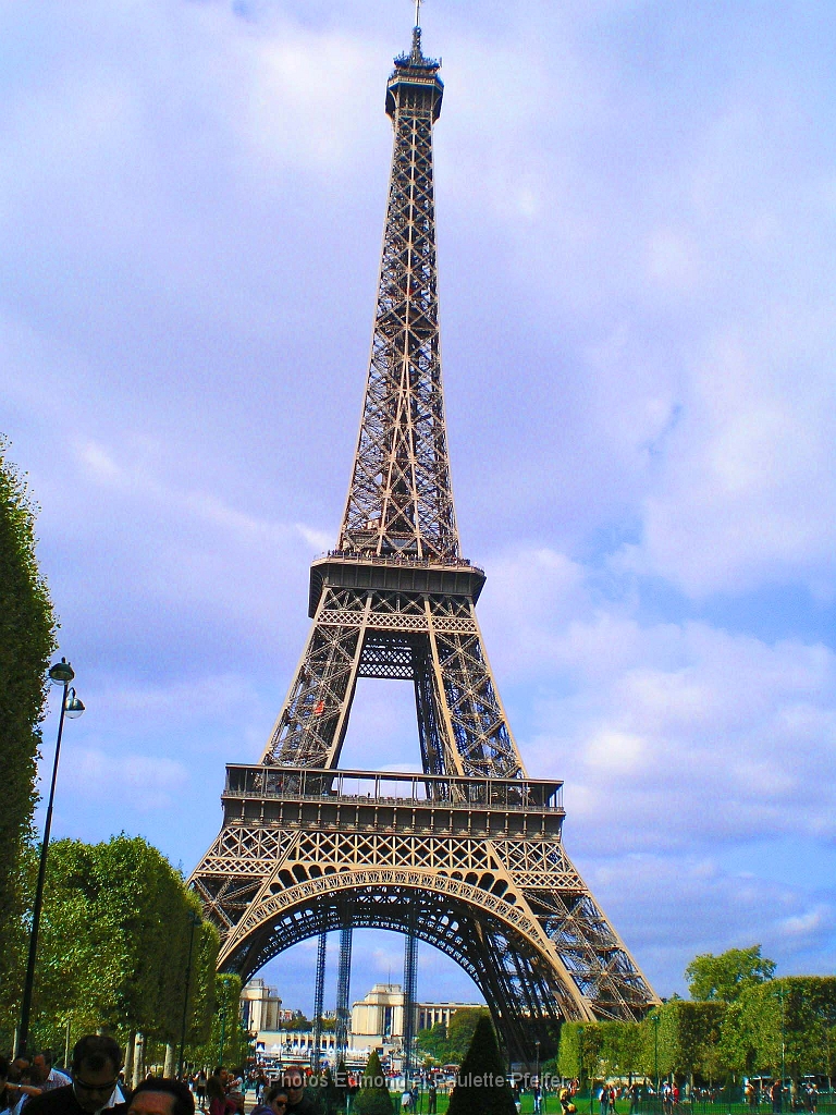 La Tour Eiffel 3.jpg - La Tour Effeil. Septembre 2013.       